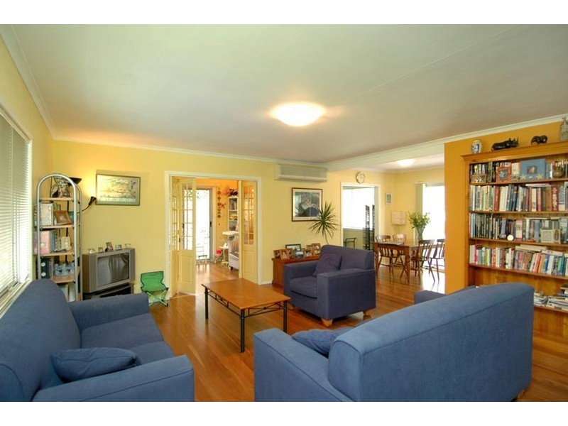 5 Ferris Street, Coorparoo QLD 4151