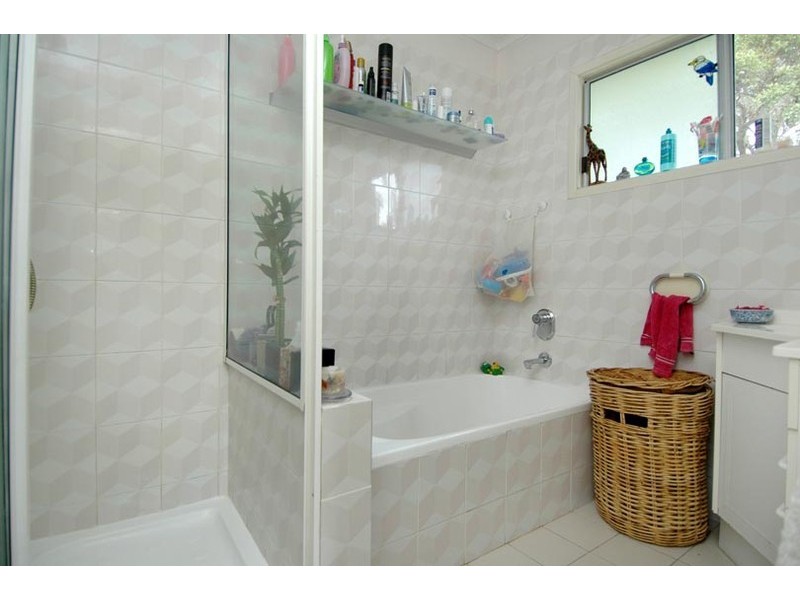 5 Ferris Street, Coorparoo QLD 4151