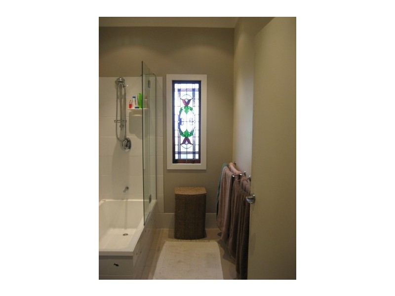 58 MacDonald Street, Norman Park QLD 4170