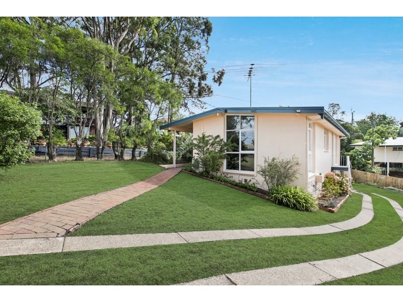 11 O’Callaghan Street, Holland Park QLD 4121