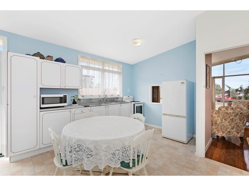 11 O’Callaghan Street, Holland Park QLD 4121