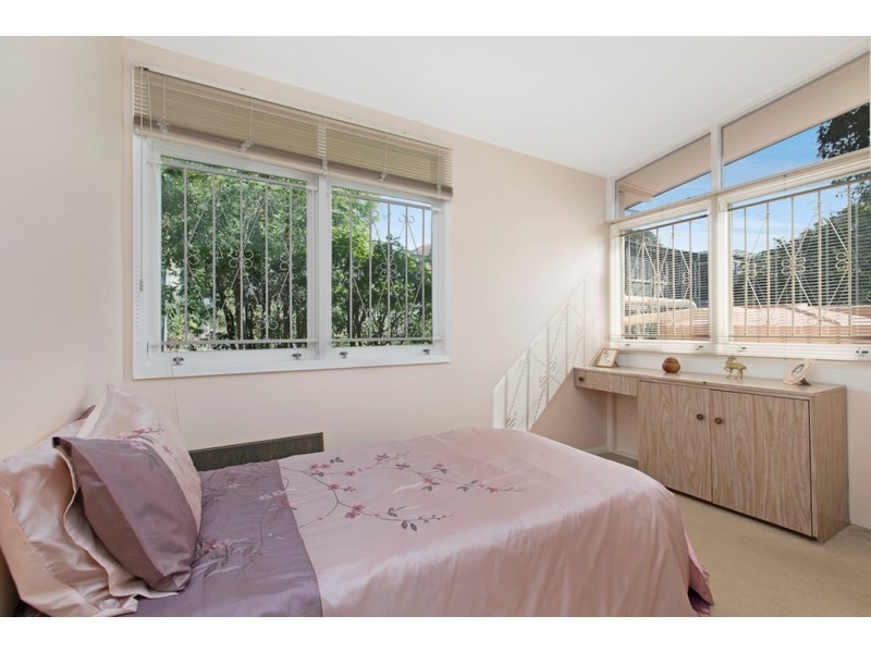 11 O’Callaghan Street, Holland Park QLD 4121