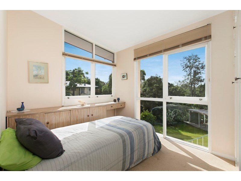 11 O’Callaghan Street, Holland Park QLD 4121