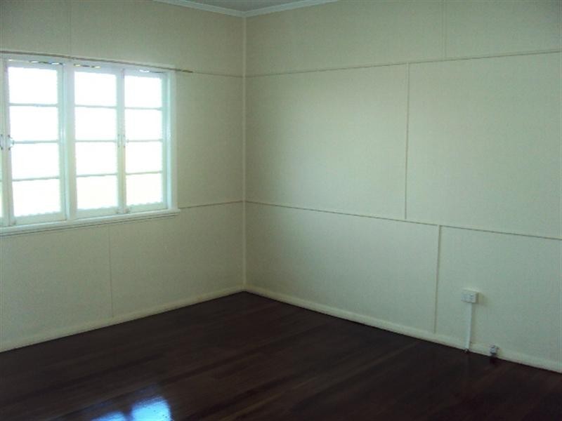 27 Esmonde Place, Coorparoo QLD 4151