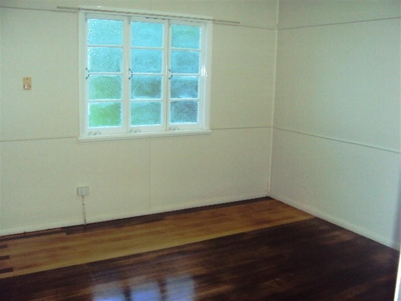 27 Esmonde Place, Coorparoo QLD 4151