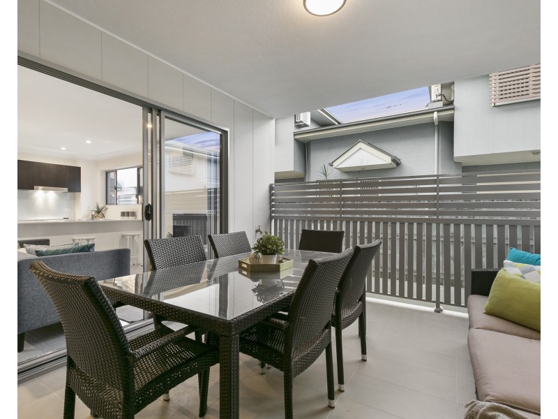 2/36 Cambridge Street, Carina Heights QLD 4152