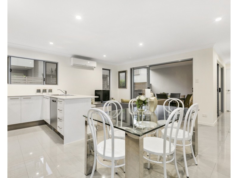 2/36 Cambridge Street, Carina Heights QLD 4152