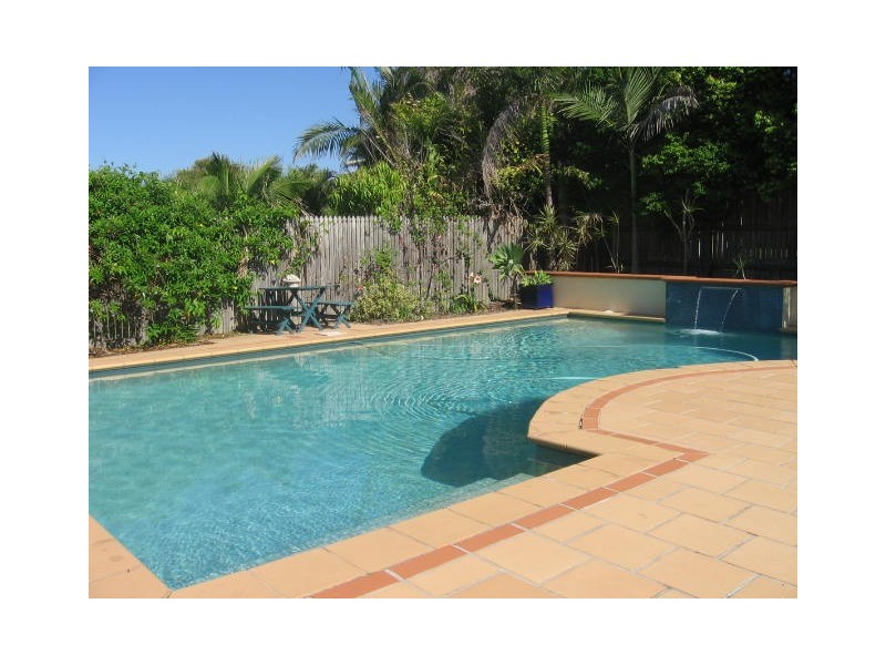 47 Holborn Cresent, Carindale QLD 4152