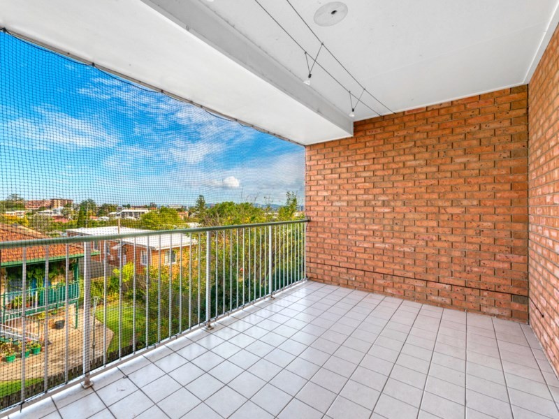 9/63 Shakespeare Street, Coorparoo QLD 4151