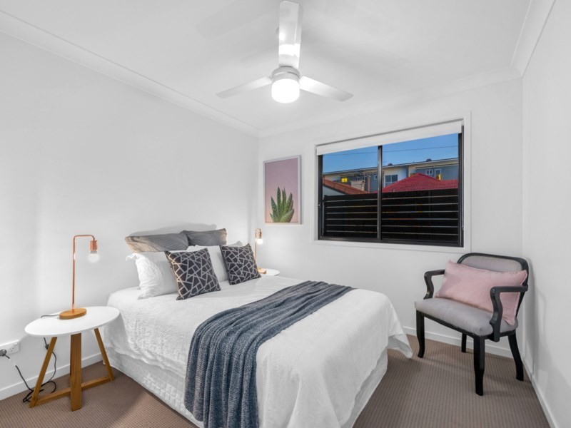 3/7-11 Kennington Road, Camp Hill QLD 4152
