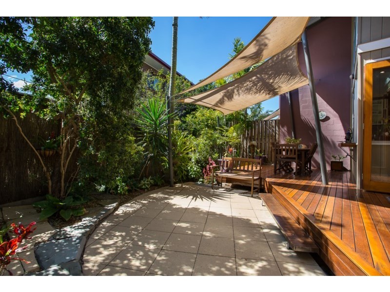 1/1 Norfolk Street, Coorparoo QLD 4151