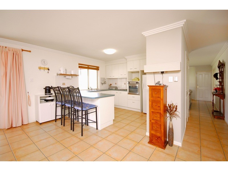 4 Rudkin Street, Wakerley QLD 4154