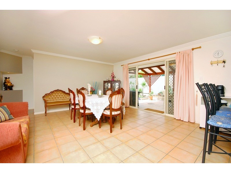 4 Rudkin Street, Wakerley QLD 4154