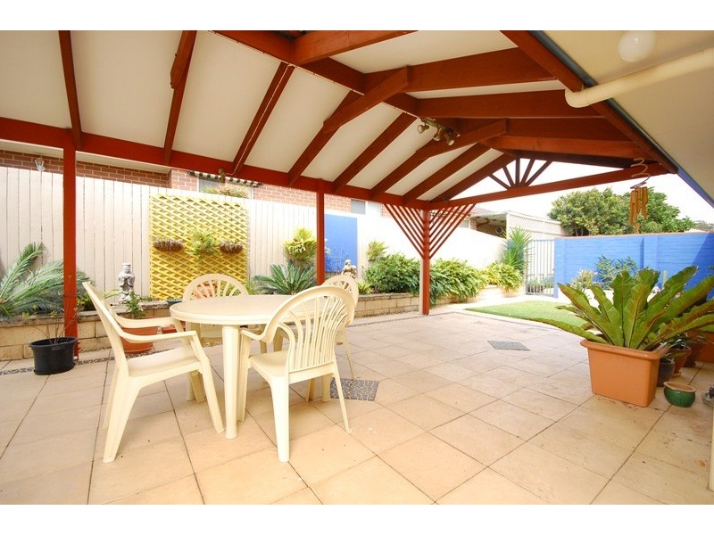 4 Rudkin Street, Wakerley QLD 4154