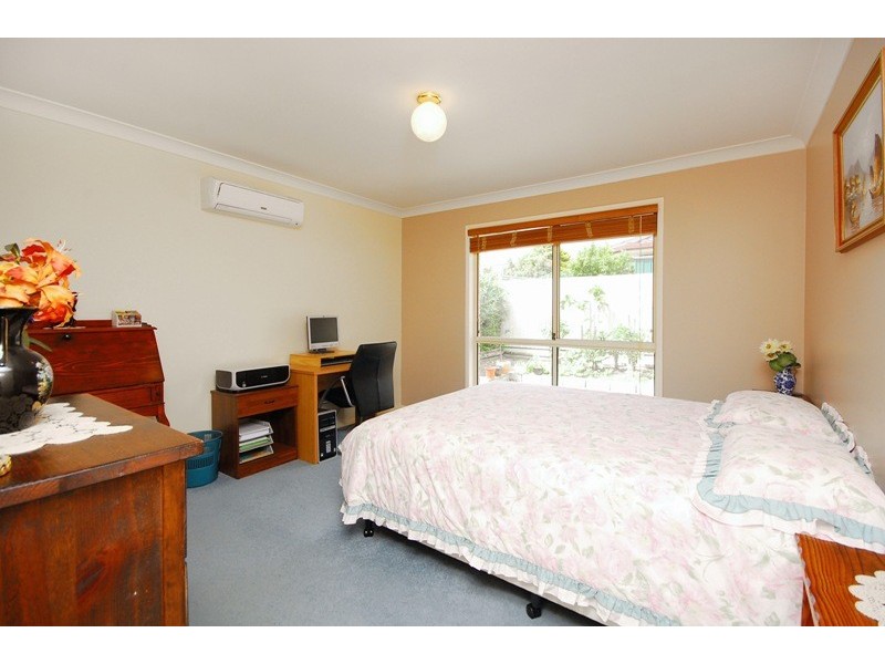 4 Rudkin Street, Wakerley QLD 4154