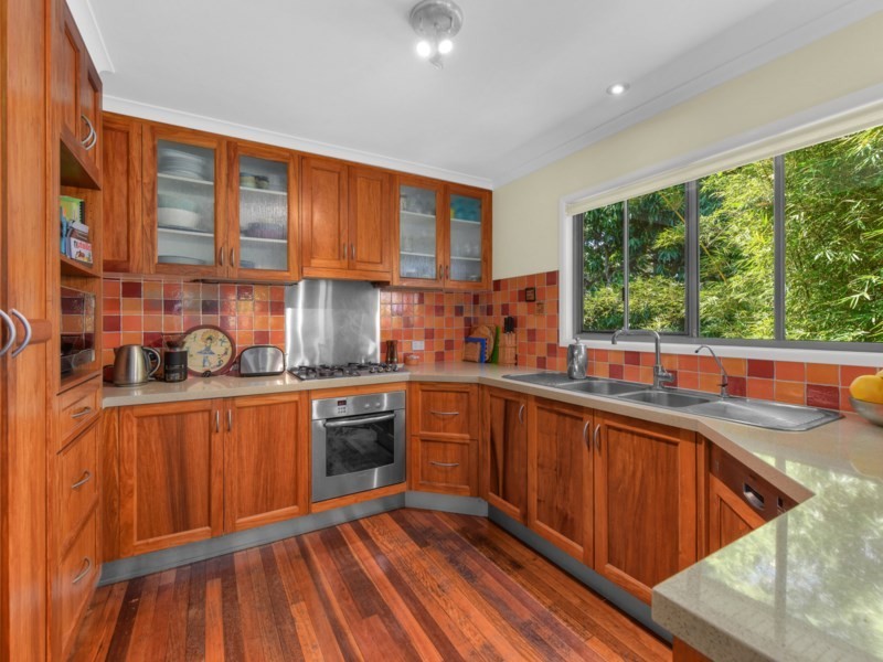 20 Hobart Avenue, Camp Hill QLD 4152