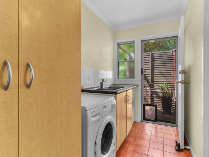 20 Hobart Avenue, Camp Hill QLD 4152