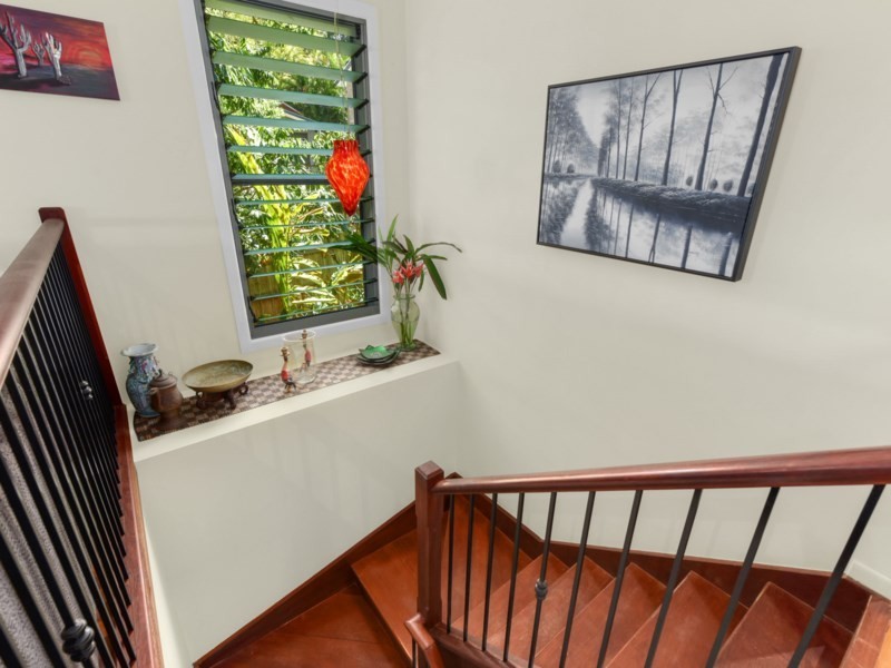 20 Hobart Avenue, Camp Hill QLD 4152