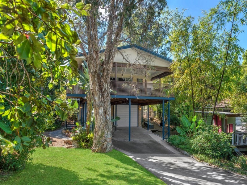 20 Hobart Avenue, Camp Hill QLD 4152