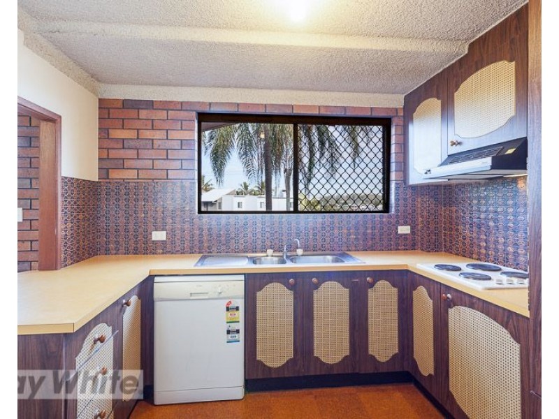 2/3 Curd Street, Greenslopes QLD 4120