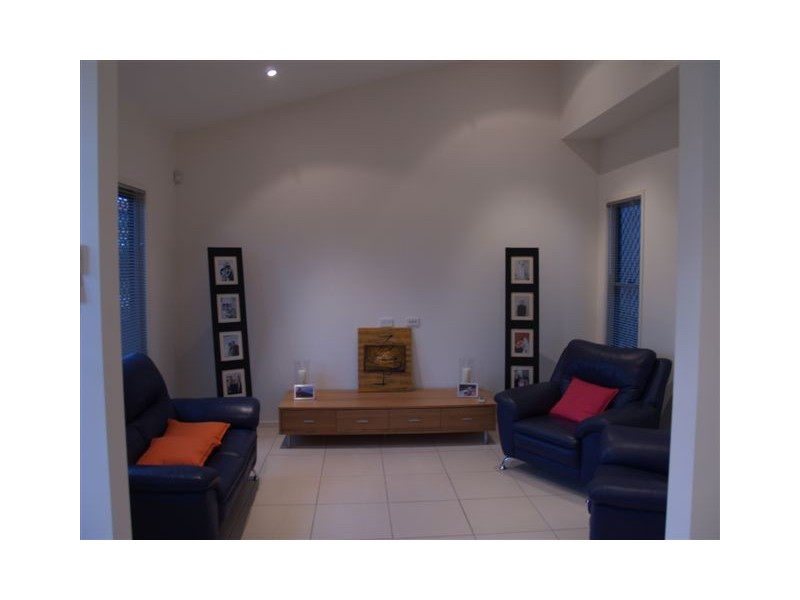 34 Giordano Place, Belmont QLD 4153