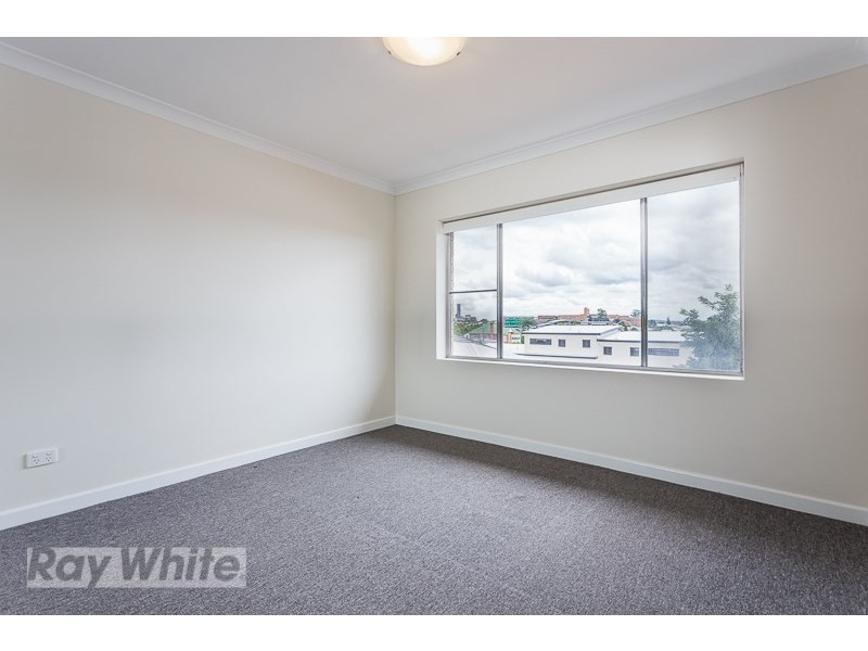 8/77 Kirkland Avenue, Coorparoo QLD 4151