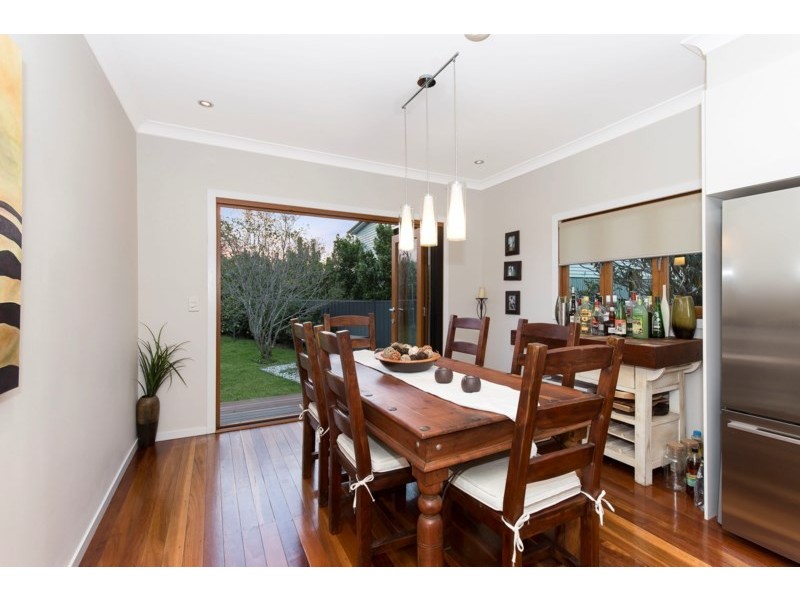 92 Beverley Street, Morningside QLD 4170