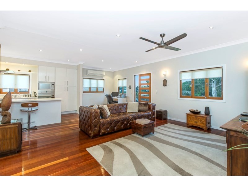 92 Beverley Street, Morningside QLD 4170