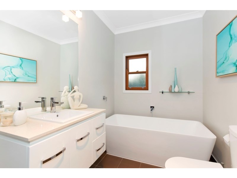 92 Beverley Street, Morningside QLD 4170