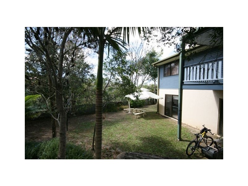 67 Banbury Street, Carina QLD 4152