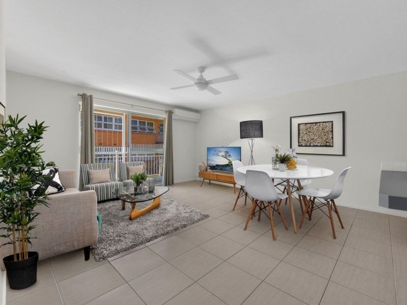 1/33 Dansie Street, Greenslopes QLD 4120