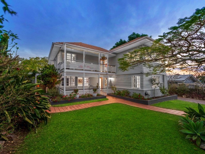 77 MacDonald Street, Norman Park QLD 4170
