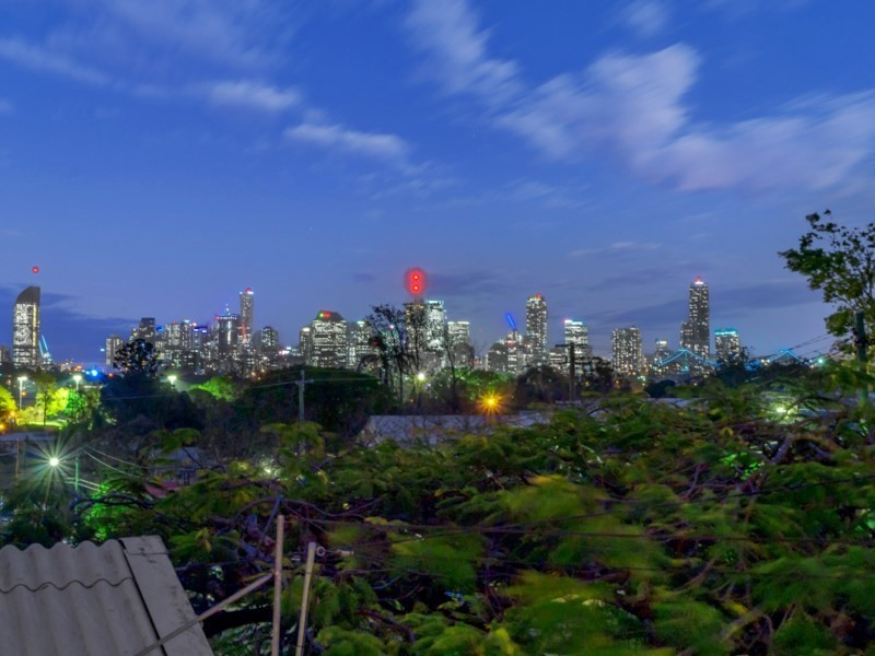 77 MacDonald Street, Norman Park QLD 4170