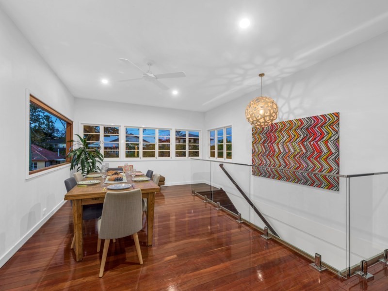 77 MacDonald Street, Norman Park QLD 4170