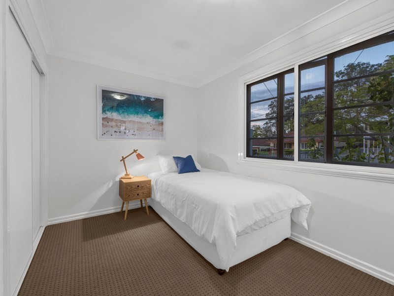 77 MacDonald Street, Norman Park QLD 4170