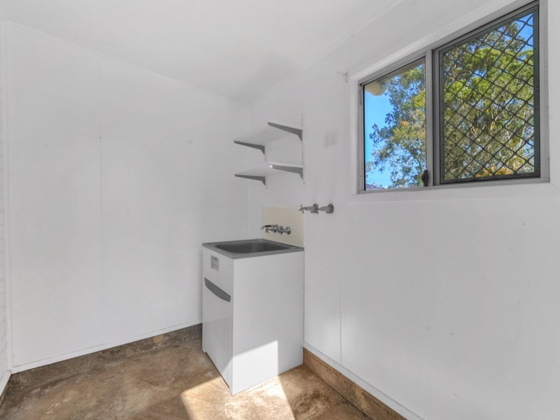 745 Cavendish Road, Holland Park QLD 4121