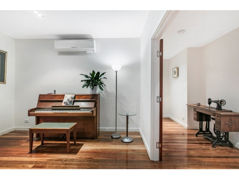 17 Conlan Street, Carina Heights QLD 4152