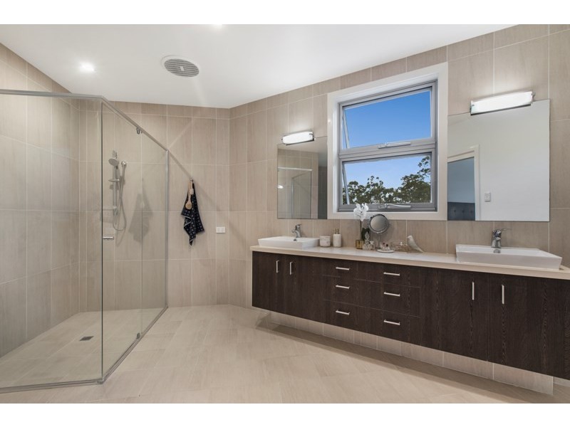 17 Conlan Street, Carina Heights QLD 4152