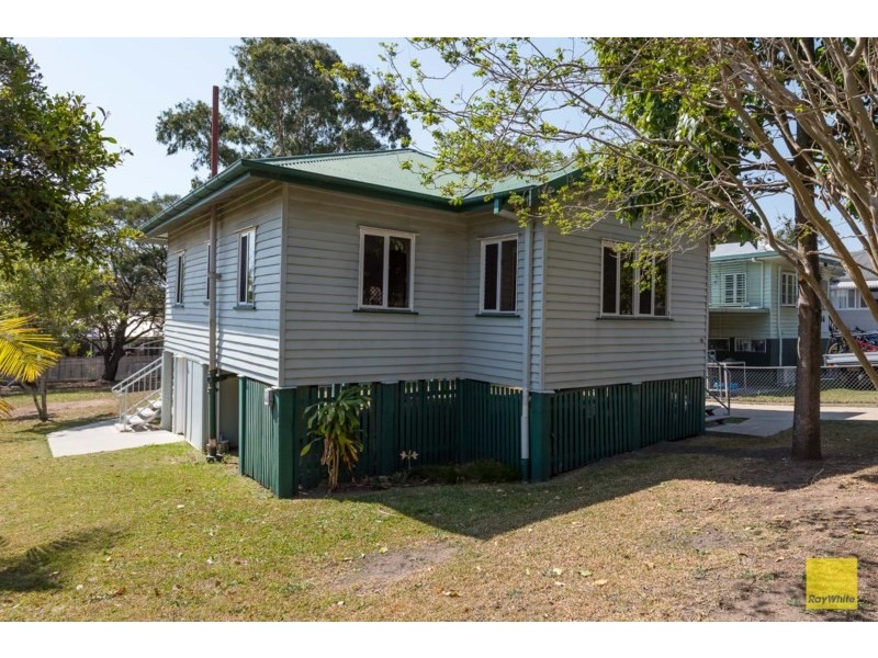 42 Mar Street, Holland Park QLD 4121