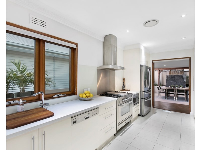 41 Raby Road, Coorparoo QLD 4151