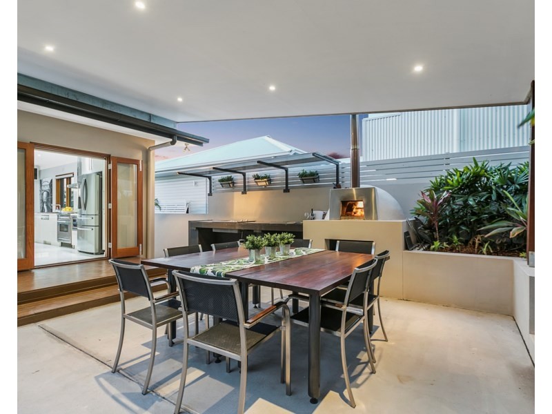 41 Raby Road, Coorparoo QLD 4151