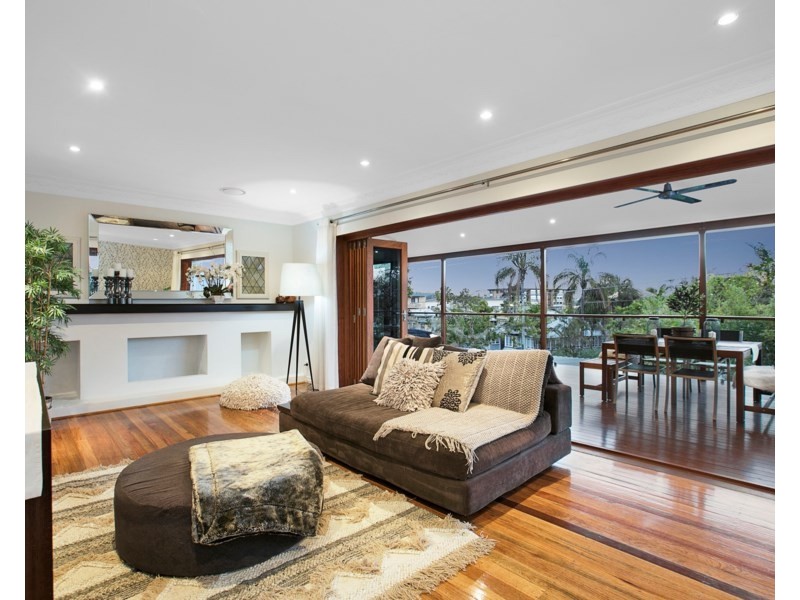 41 Raby Road, Coorparoo QLD 4151