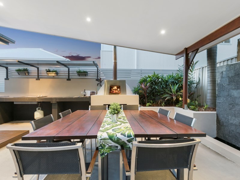 41 Raby Road, Coorparoo QLD 4151