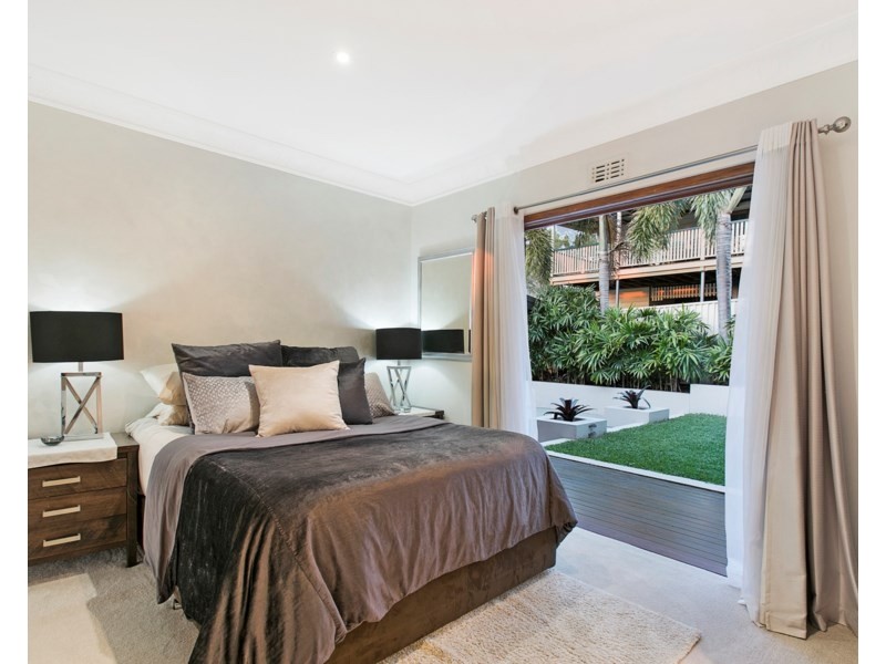 41 Raby Road, Coorparoo QLD 4151