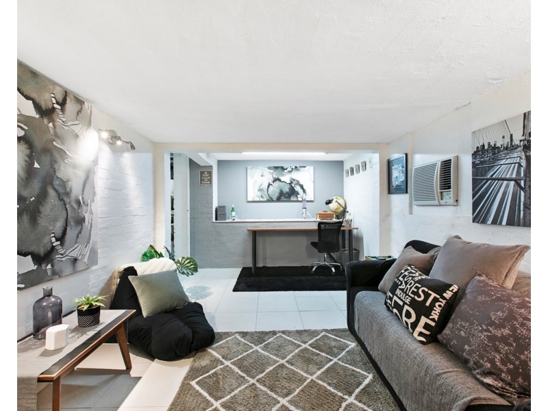 41 Raby Road, Coorparoo QLD 4151