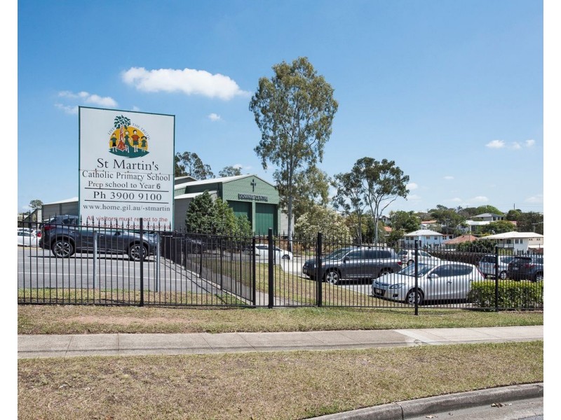 16 Florence Street, Carina QLD 4152