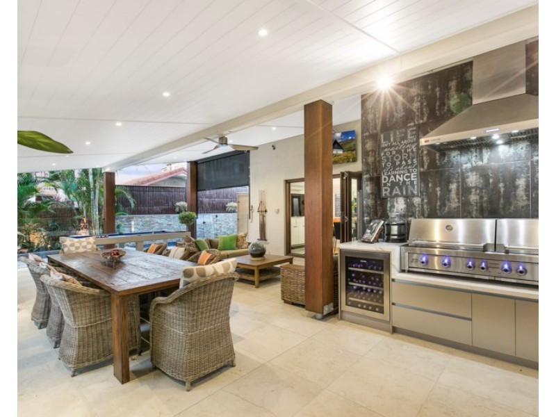 12 Currumbin Place, Carindale QLD 4152