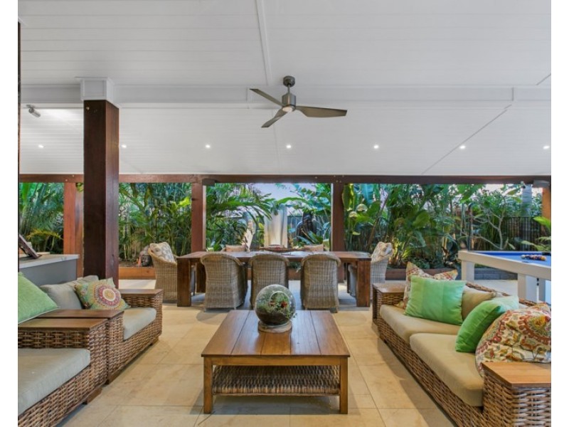 12 Currumbin Place, Carindale QLD 4152