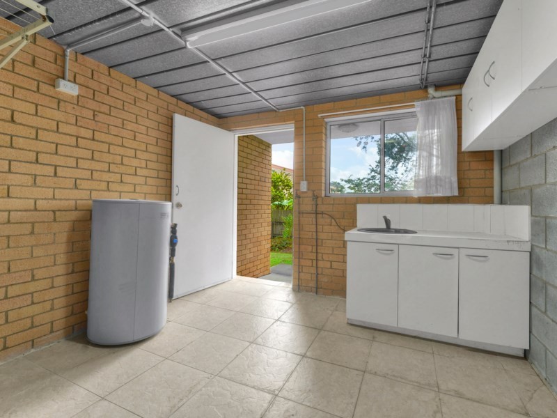 8/76 Kitchener Street, Coorparoo QLD 4151