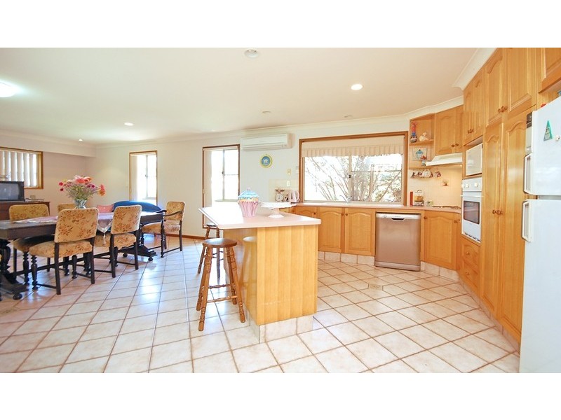 4 Oprah Place, Belmont QLD 4153